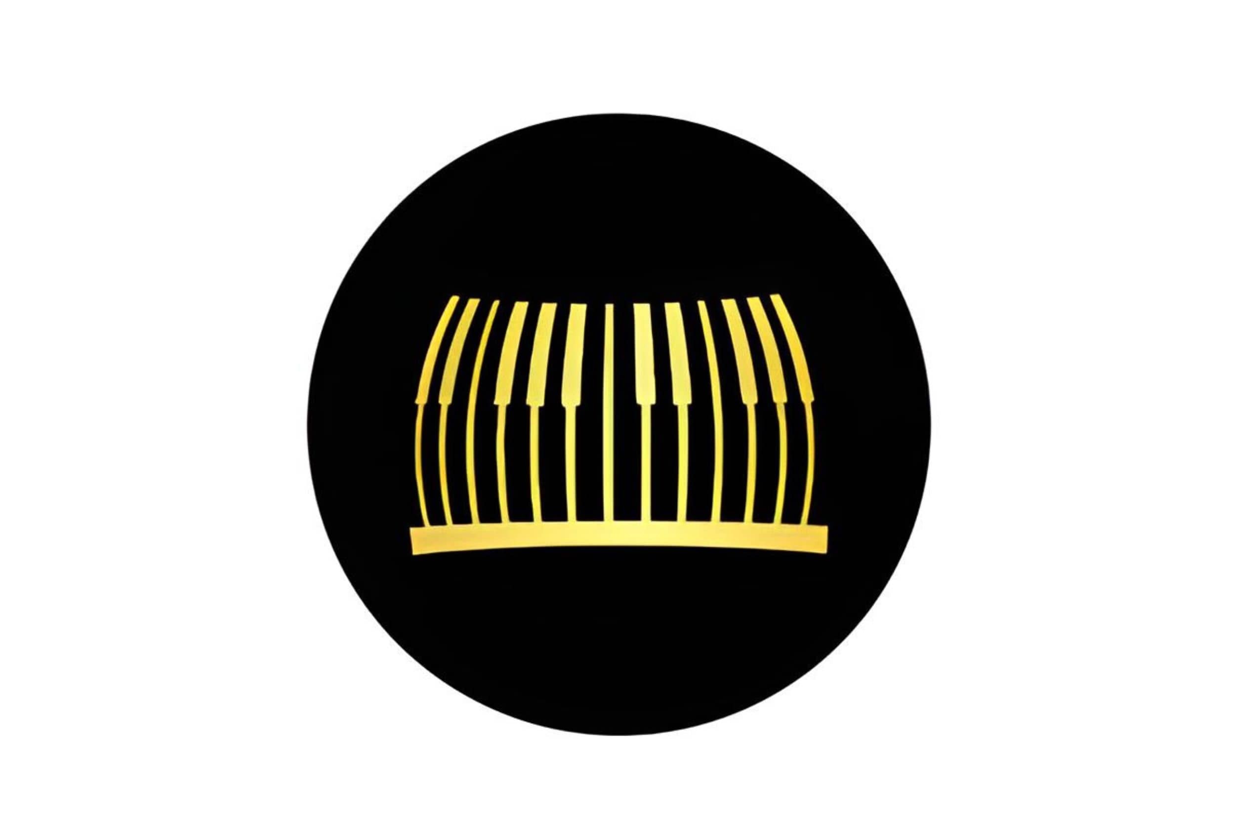 hoang-piano-logo