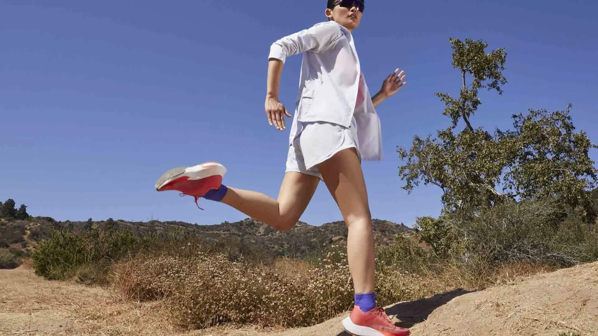 3-nike-zoomx-vaporfly-doi-tac-ly-tuong-cho-chay-toc-do.jpg