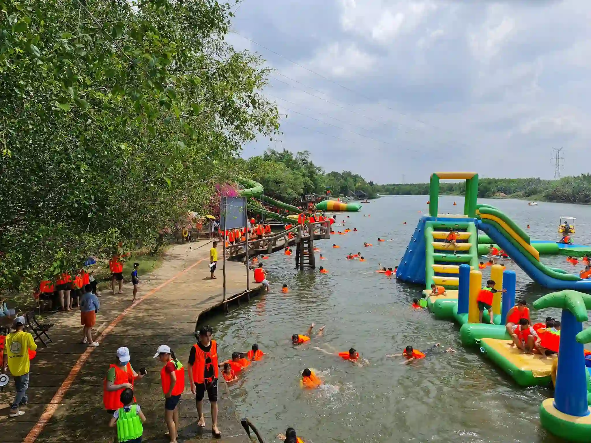 Khu du lịch Bò Cạp Vàng: Kinh nghiệm ăn gì, chơi gì, ở đâu?