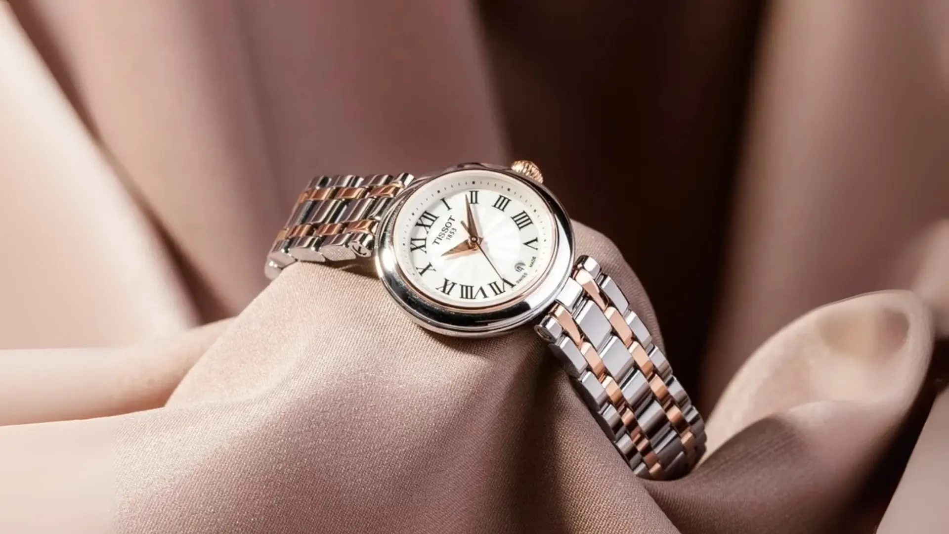 3-dong-ho-tissot-nu.webp