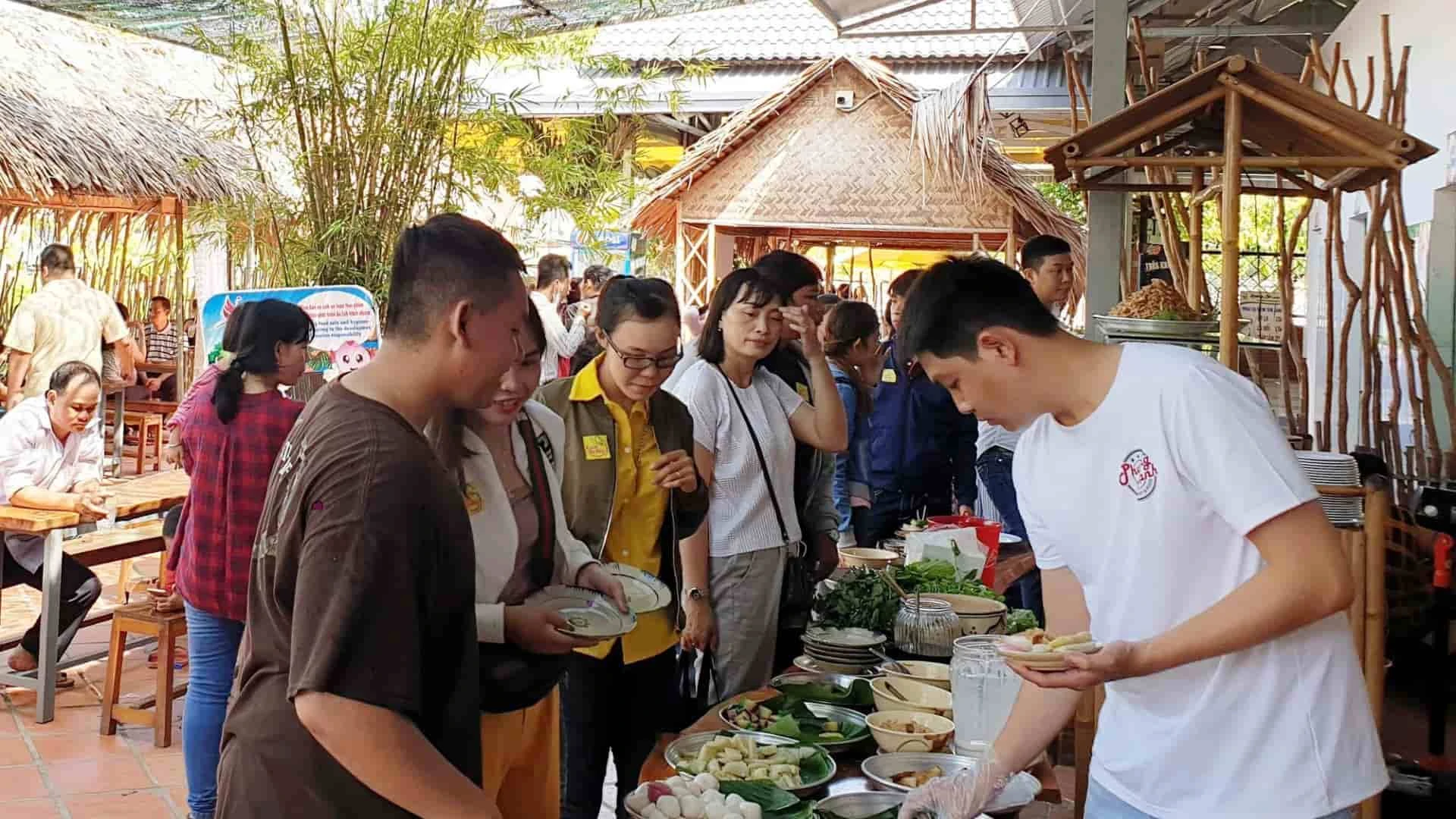 Du lịch Ẩm thực Đặc sản miền Tây Đồng Tháp liên hệ 0915326788 https://mientaynet.com/netnguoimientay/