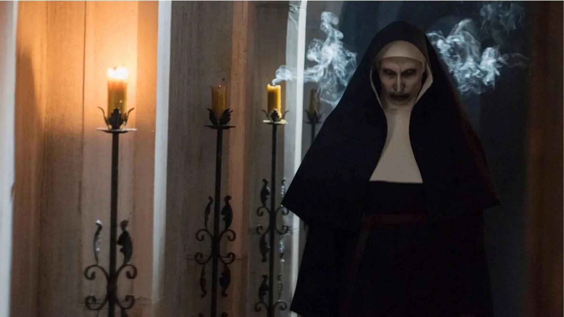 4-the-nun-la-phan-phim-tien-truyen-cua-phim-ma-the-conjuring.webp